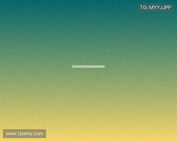 索女丧尸机关枪：当暴力美学与女性力量燃爆末日